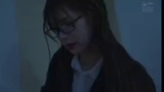 很温柔的援交女谈好价格再脱衣服